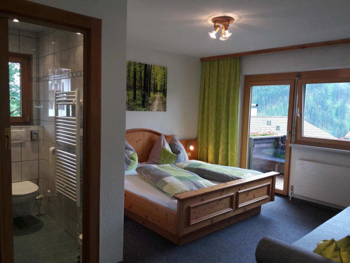 Haus Lifinar - Carmen Juen Apartman Sankt Gallenkirch Kültér fotó
