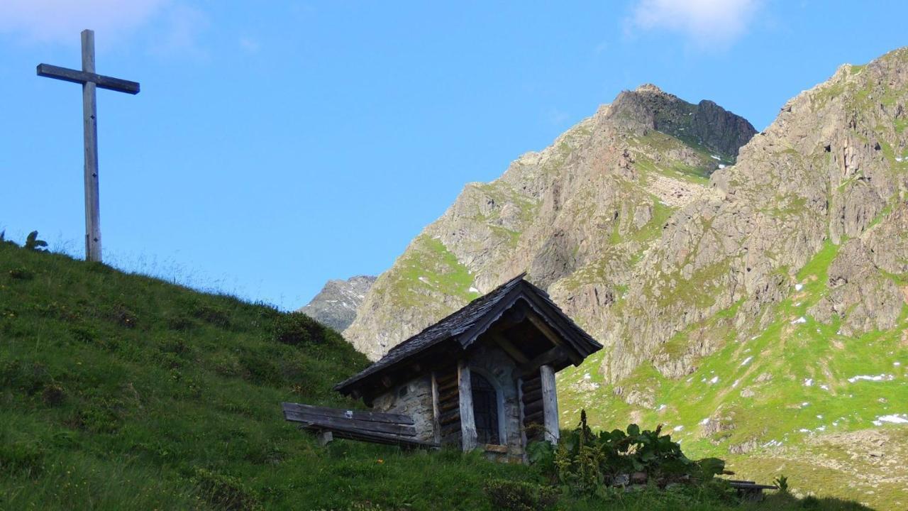 Haus Lifinar - Carmen Juen Apartman Sankt Gallenkirch Kültér fotó