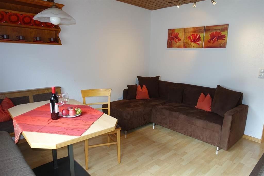 Haus Lifinar - Carmen Juen Apartman Sankt Gallenkirch Kültér fotó